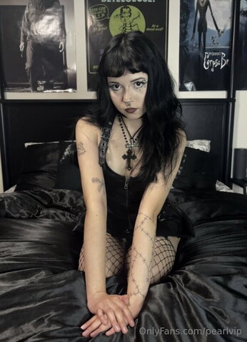 Pearlvip nude photo 8