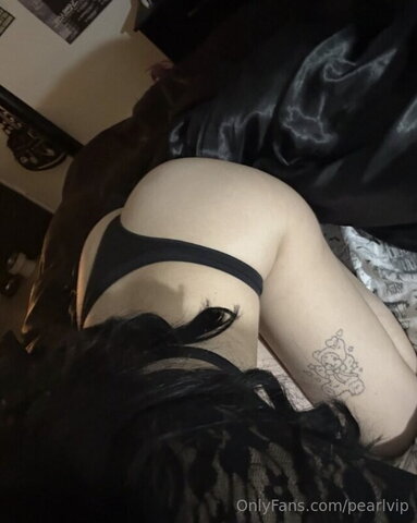 Pearlvip nude photo 2