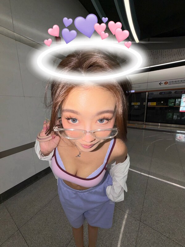 Pepperanyi nude photo 7