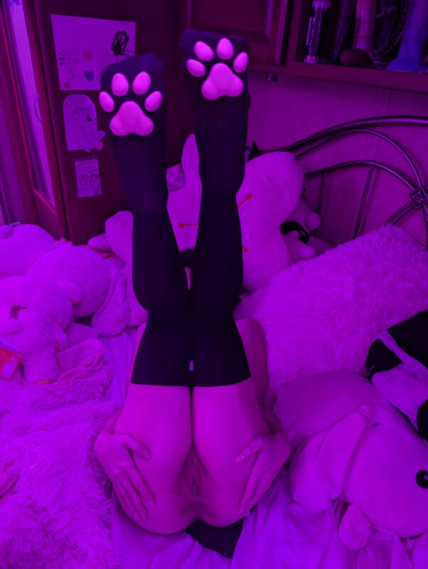 petiteroxie nude photo 1
