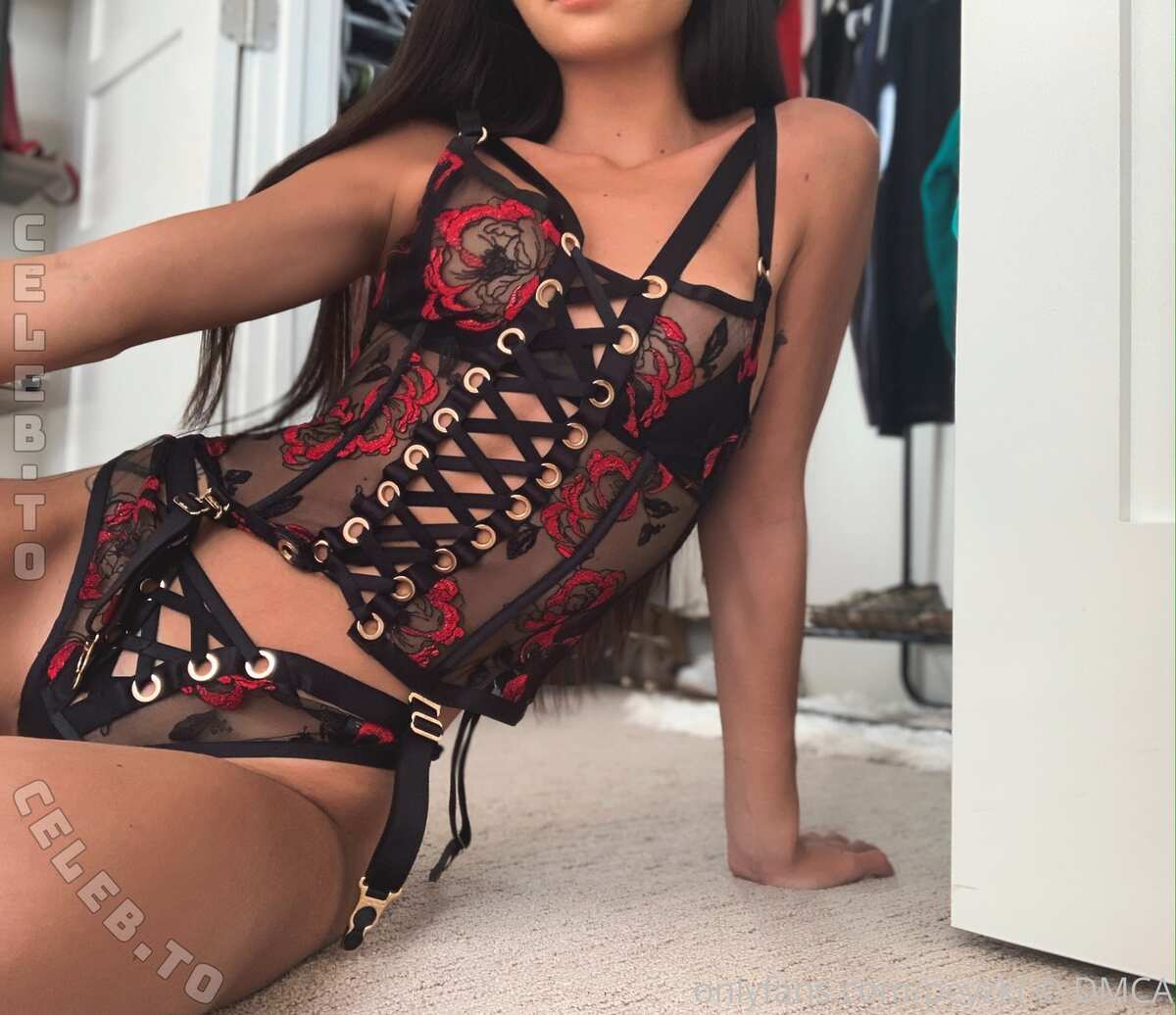 Peyton Chorvat nude photo 14