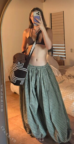 Peyton Coffee nude photo 4