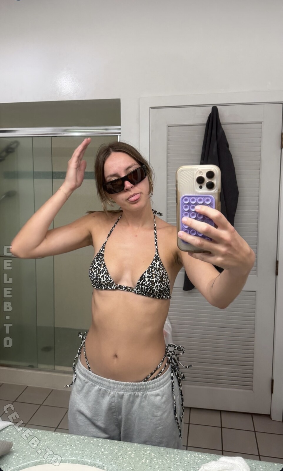 Peyton Coffee nude photo 1