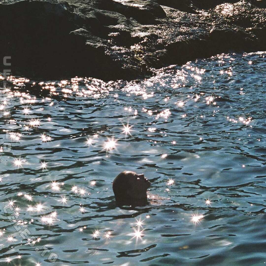 Philine Möllering nude photo 3