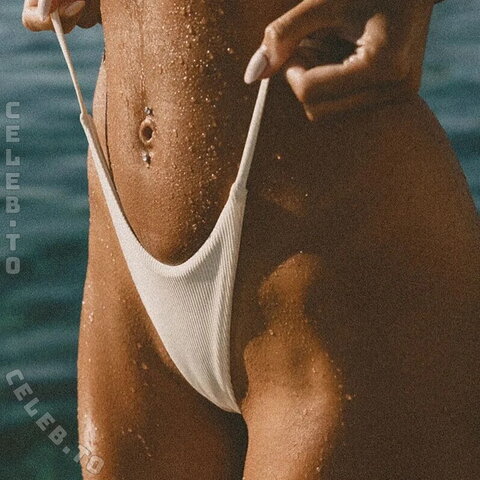 Philine Möllering nude photo 39