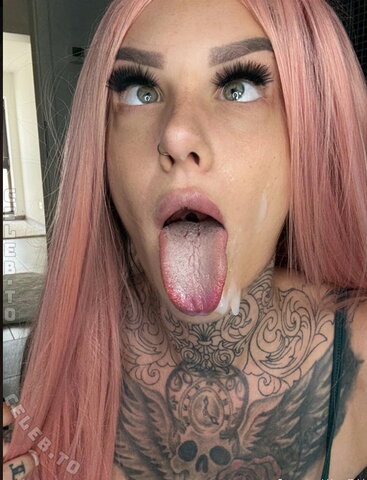 Phina Offizial nude photo 17