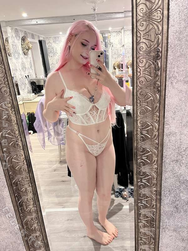 Phy_Nyan nude photo 2