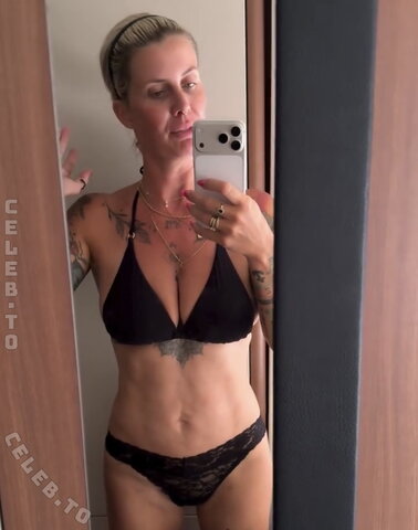 Pia Tillmann – In underwear
