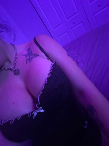 Pikakaty nude photo 21