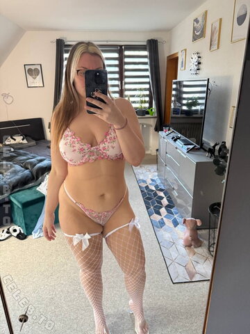 Pina Peach 🍑 nude photo 20