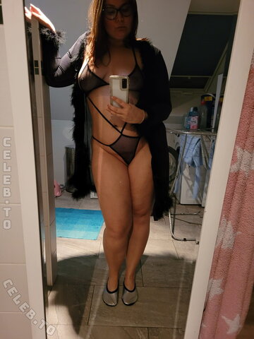 Pina Peach 🍑 nude photo 11