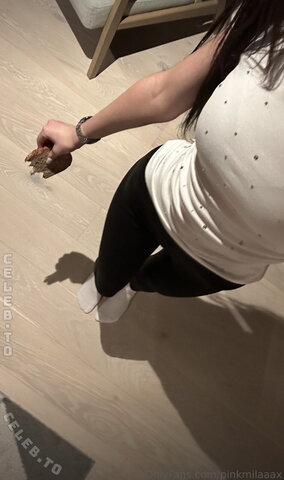 Pinkmilaaax nude photo 4