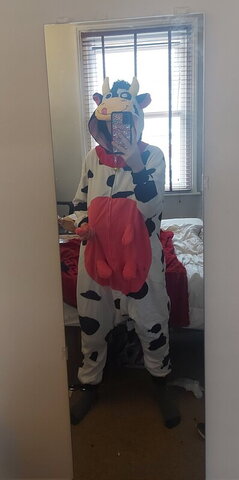 Pipi nude photo 7