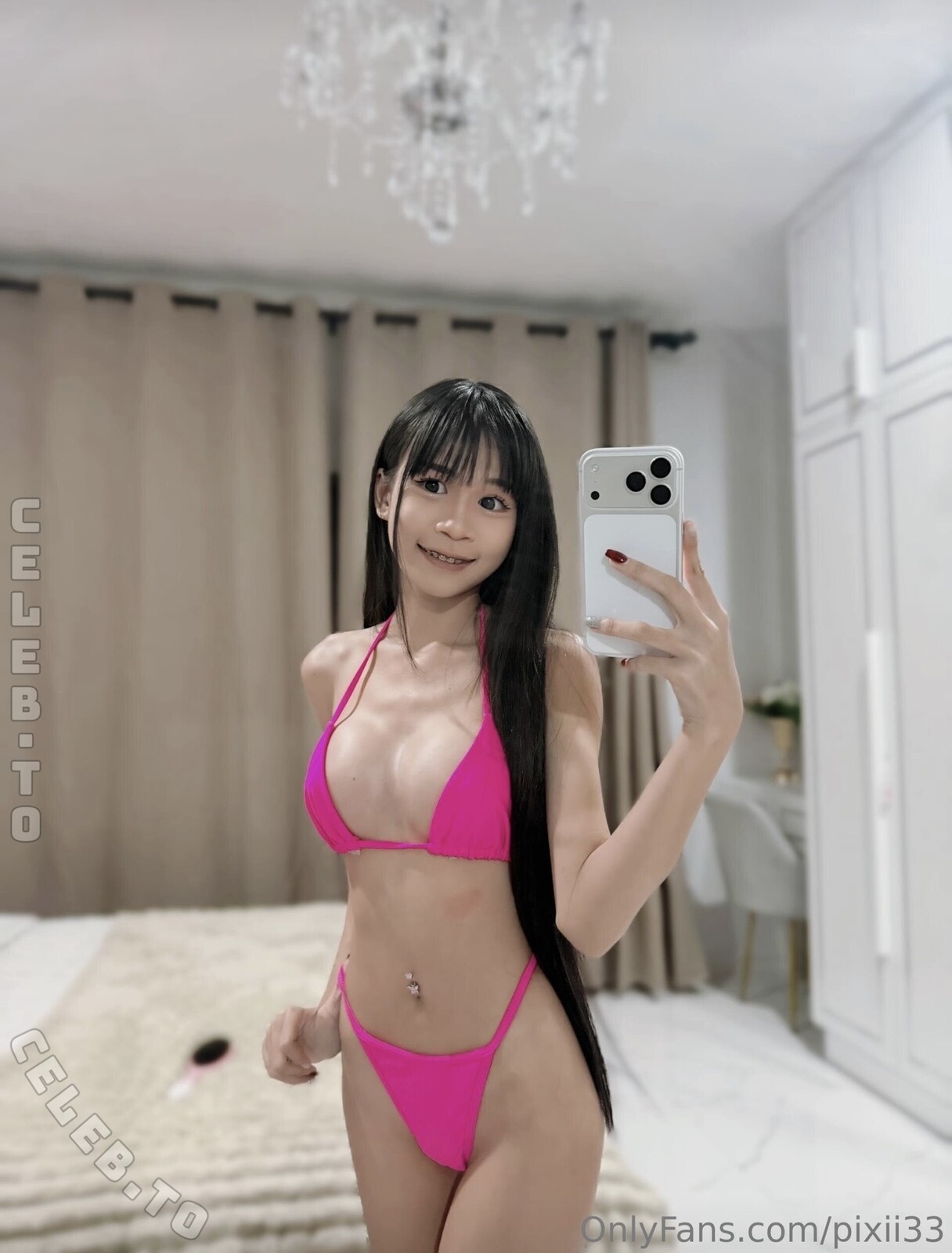 Pixii33 nude photo 2