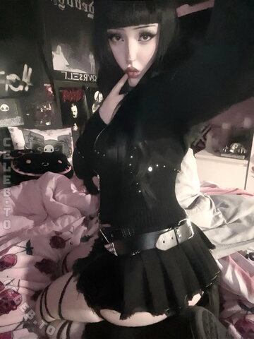 Pois0nedvmp1re nude photo 74