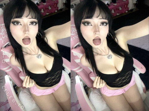 Pois0nedvmp1re nude photo 68