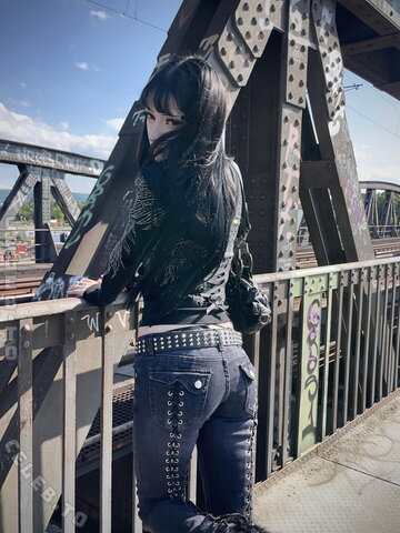Pois0nedvmp1re nude photo 52
