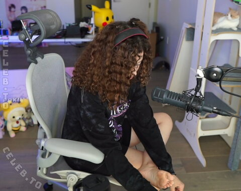 Pokimane nude photo 11