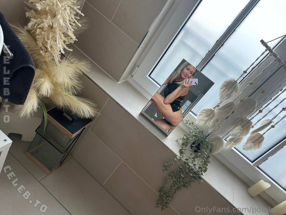 Polaluna nude photo 2
