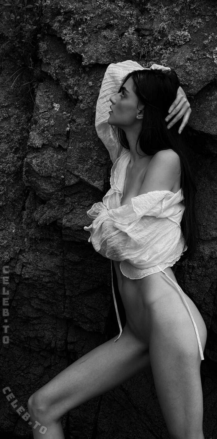 Polina Frey nude photo 14