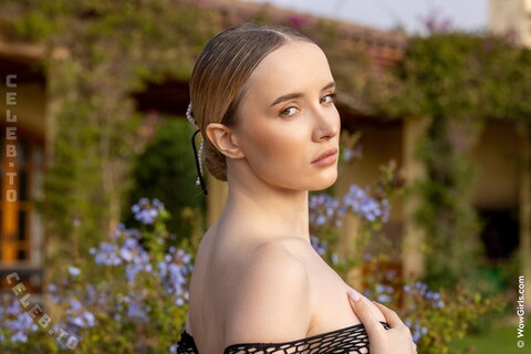 Polly Yangs nude photo 32