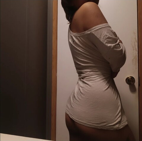 Pookafox nude photo 6
