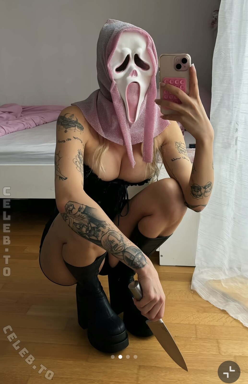 Pookie.ju nude photo 1