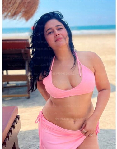 Poonam Bajwa nude