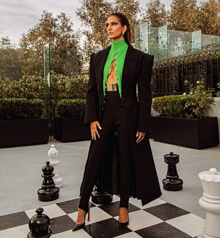 Poorna Jagannathan New (9 photos)