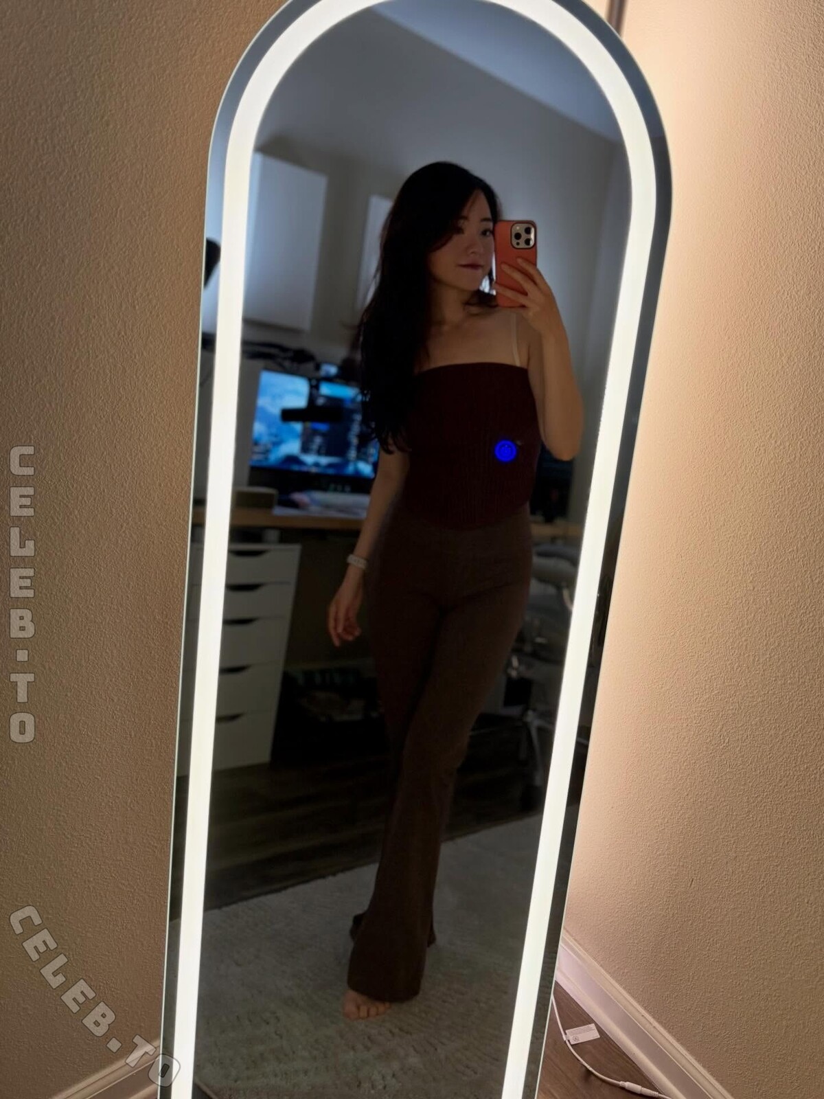 PotasticP nude photo 4