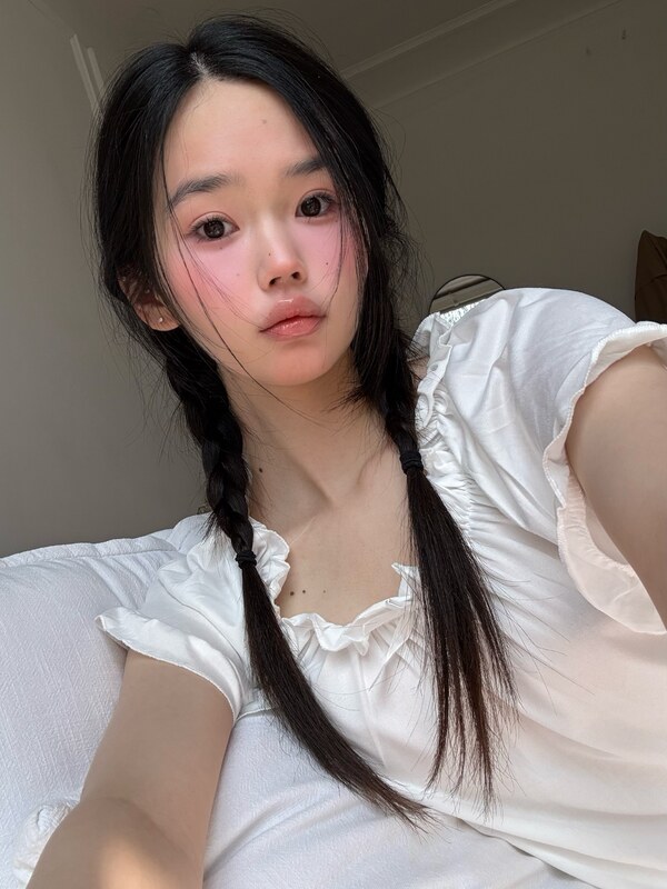 POX nude photo 3