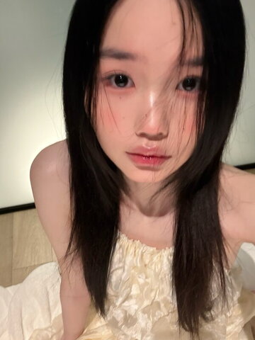 POX nude photo 6