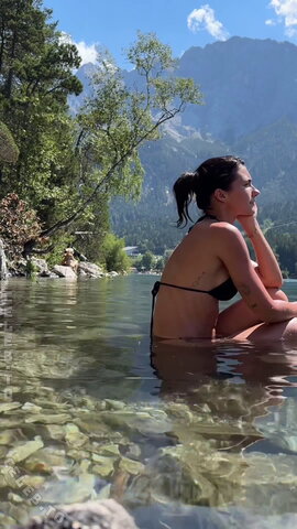 pralinakarina nude photo 17