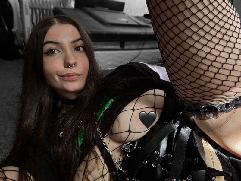 Pre1udetoagony nude photo 10