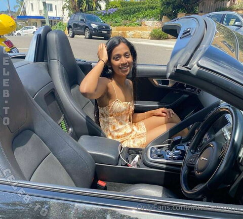 prettypriyaa – Onlyfans Pictures