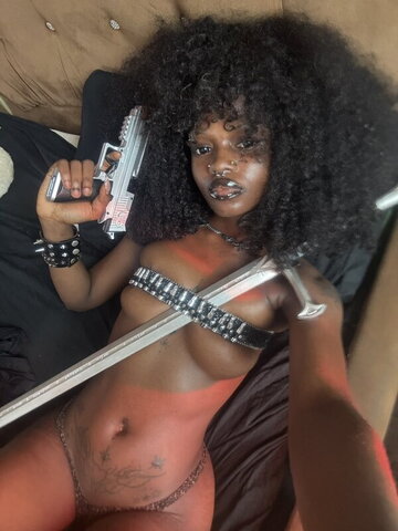 princess milo nude photo 5