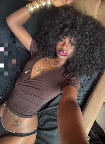 princess milo nude photo 3
