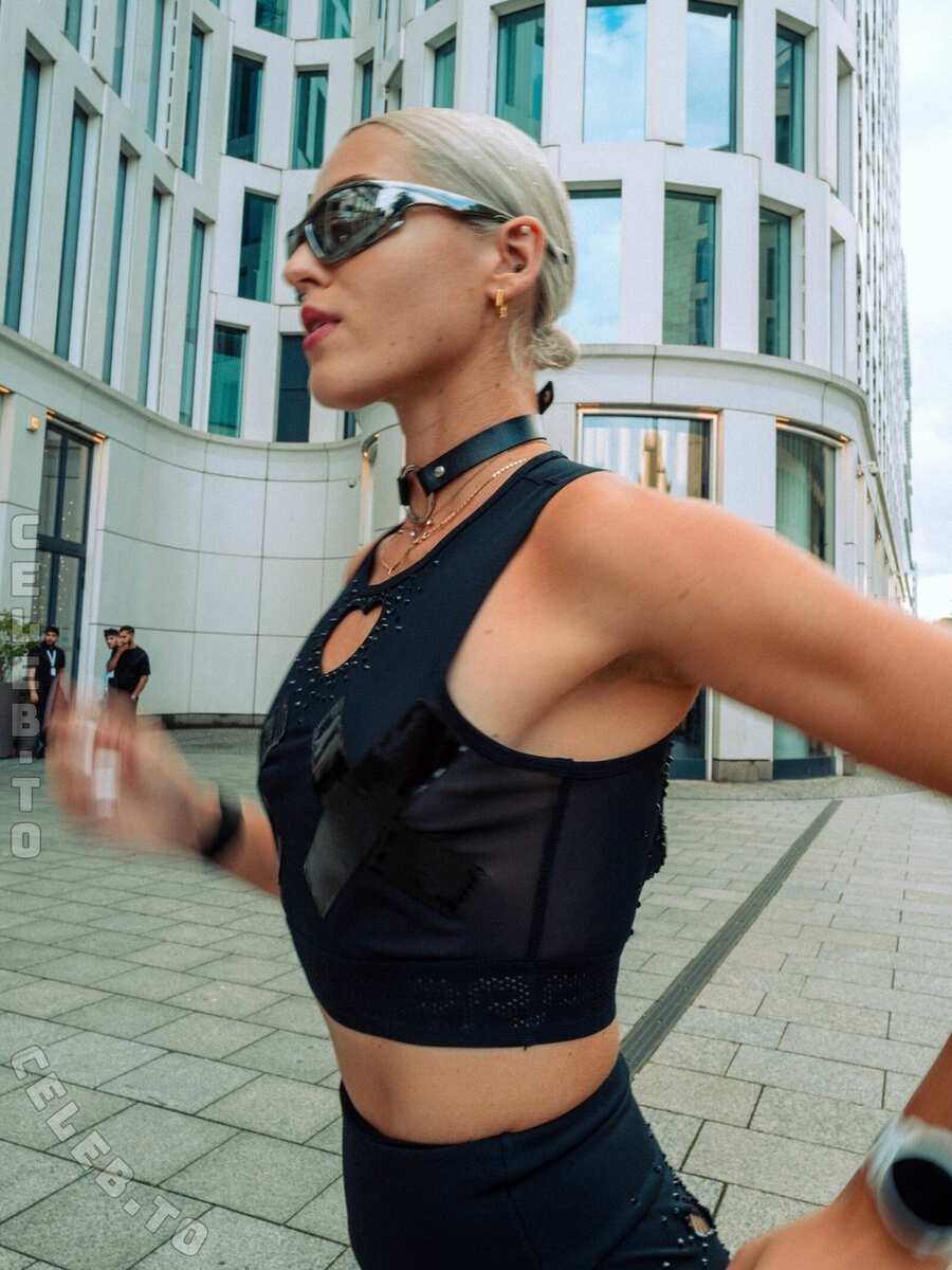 princessmaikelea nude photo 7