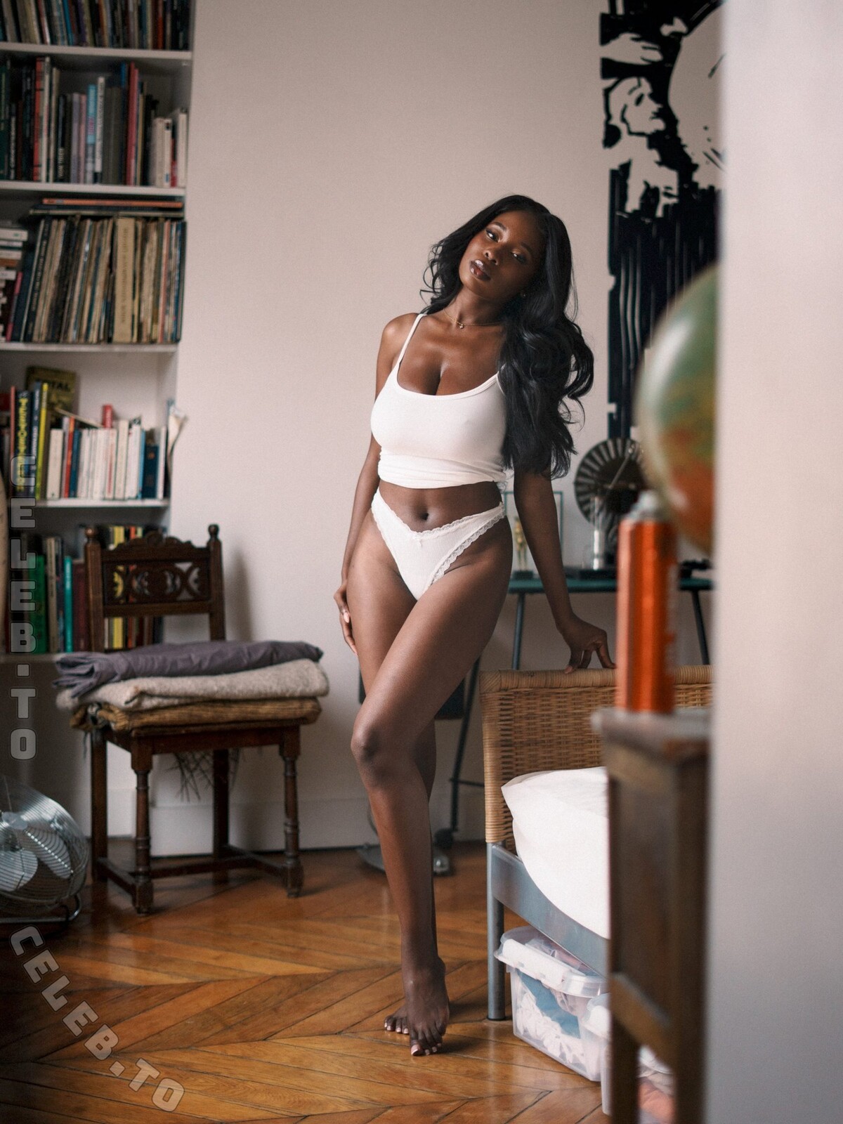 Princia G nude photo 4