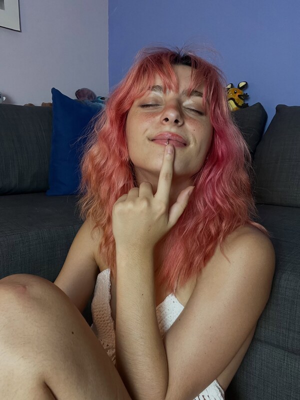 Prishilla Mora nude photo 2