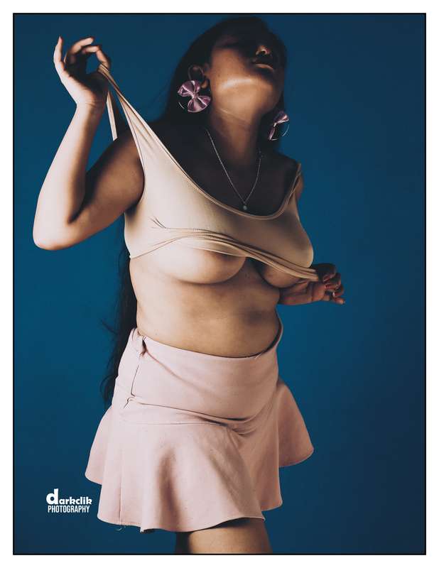 Priyanka Kalyana nude photo 7