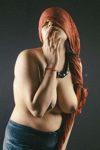 Priyanka Kalyana nude photo 2
