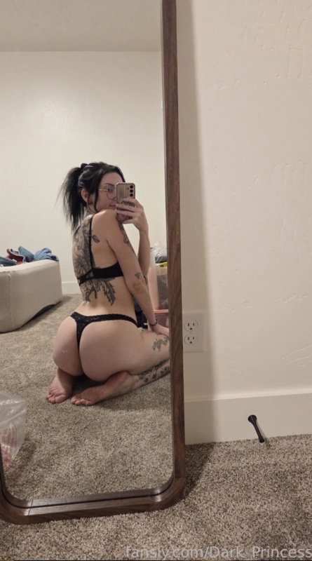 PunkandPizza nude photo 44