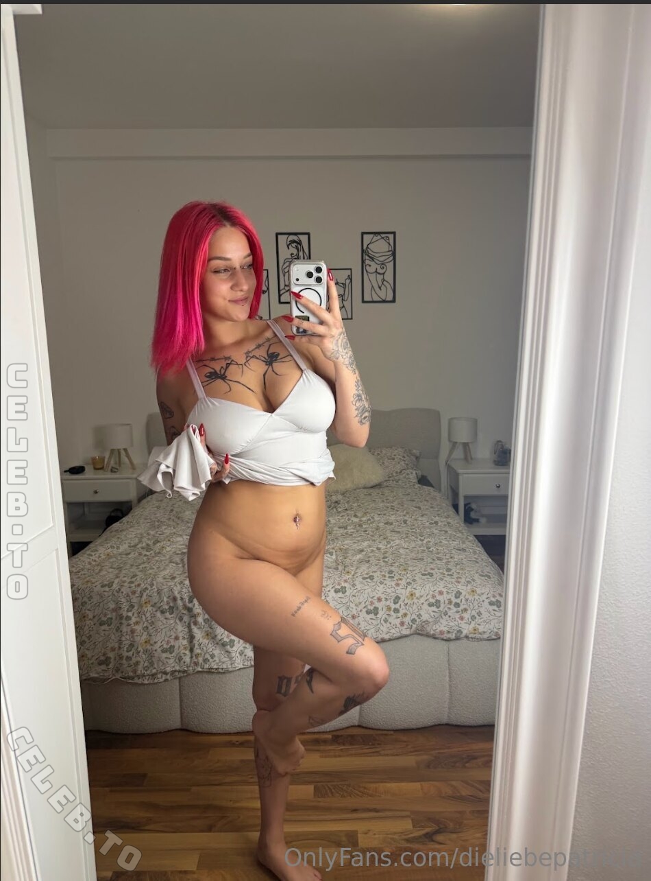 punkypatriciaaa nude photo 3