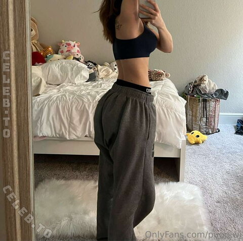 Puppiwi nude photo 107