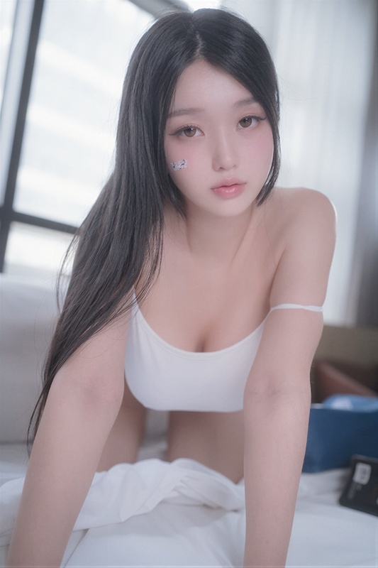 Pure Media nude photo 14