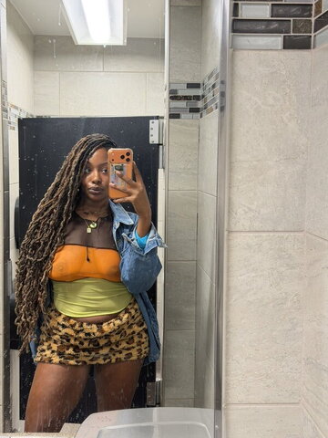 PureGolddddddd nude photo 7
