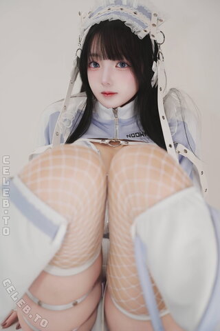 Puutin Cosplay nude photo 12