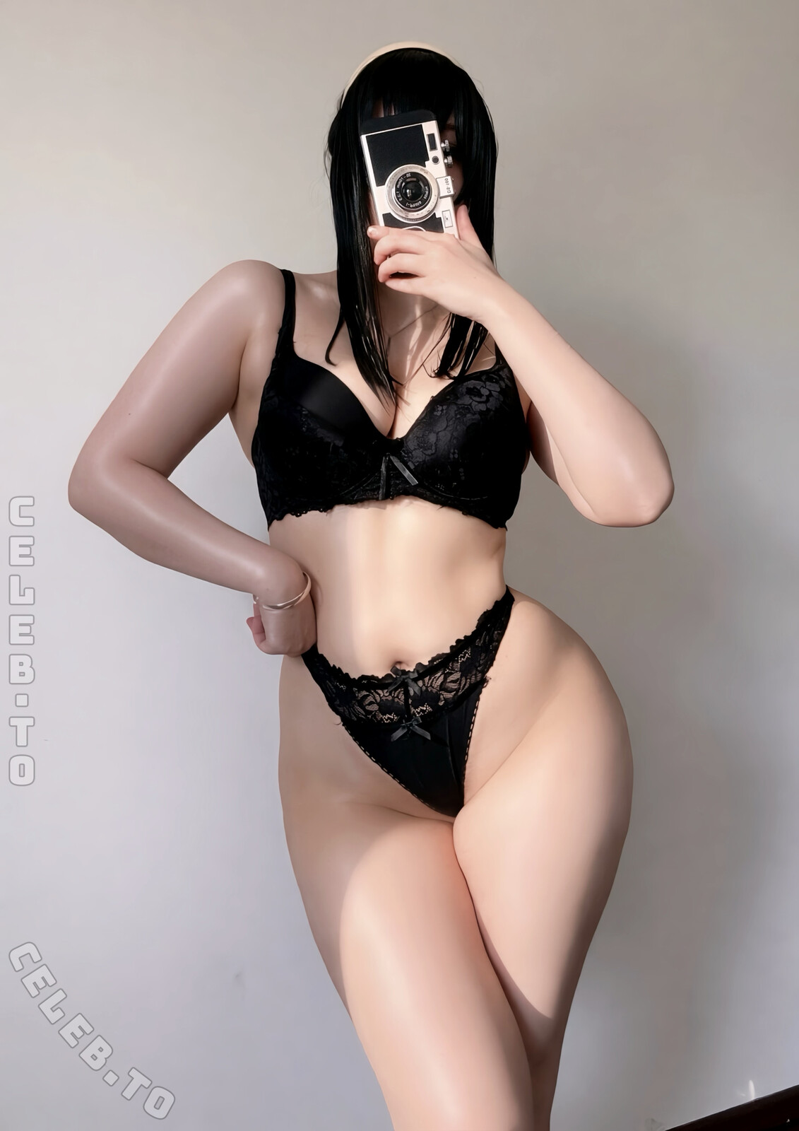 Qiandai nude photo 7