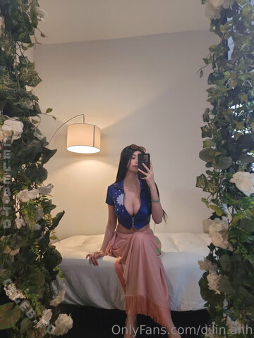 Qilin.Anh nude photo 2